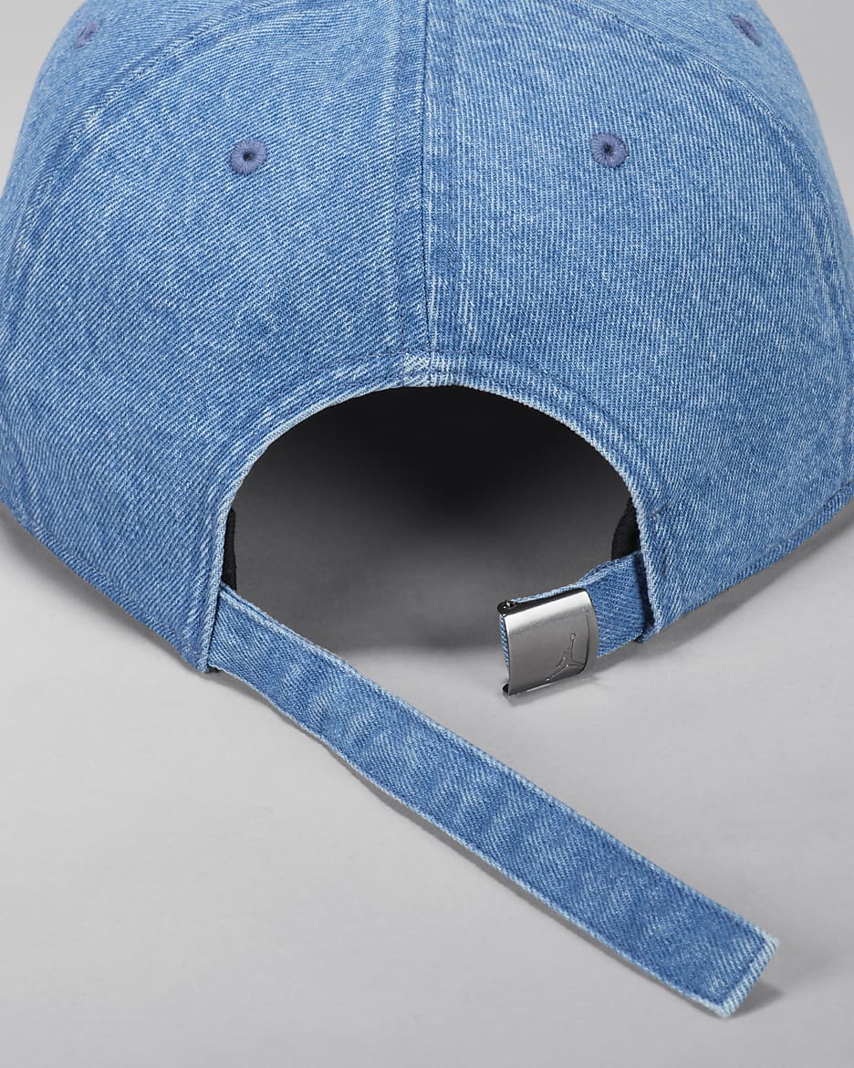 Jordan Pro Unstructured 5 Panel Hat. Nike